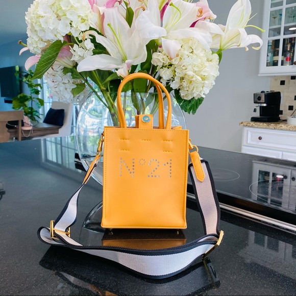 N21 Handbags Micro Shopping Verticale Tote NWOT - Picture 6 of 13